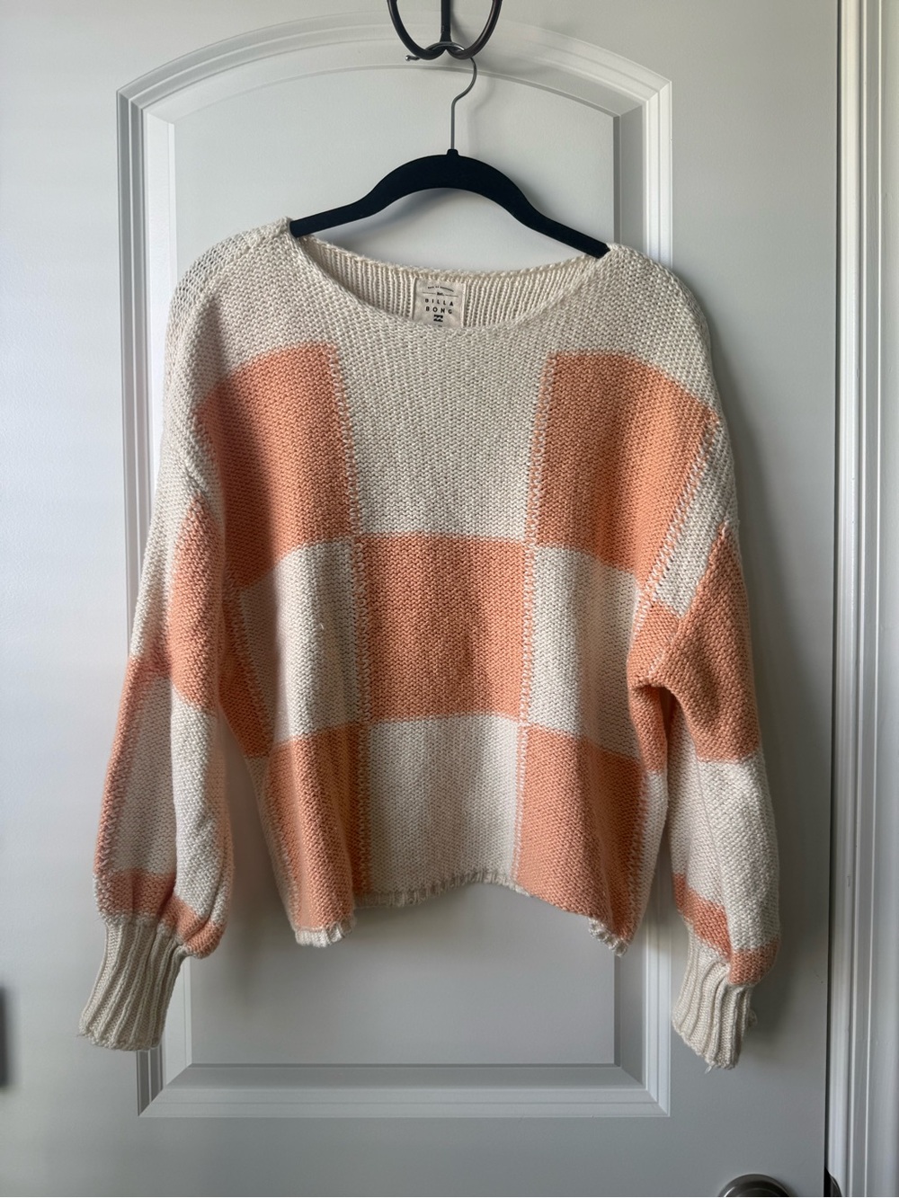 Billabong Cream and Peach Check Pullover Sweater